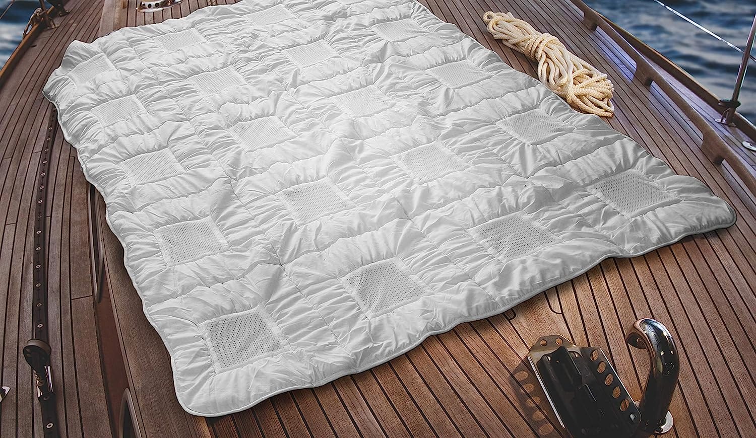 Clima Balance Comforter Review: Luxury Worth the Cost?